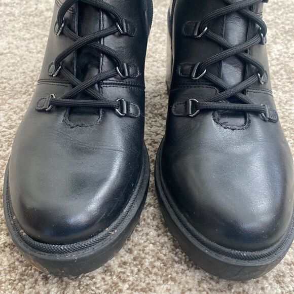 MARC FISHER Laboni Leather Combat Boots 10 - Picture 3 of 10